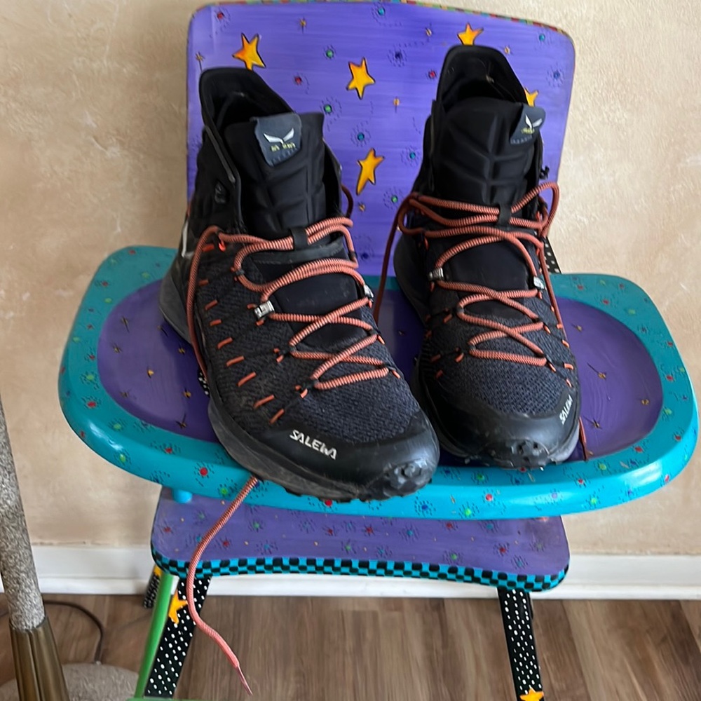 Salewa hiking 🥾 boots 💗